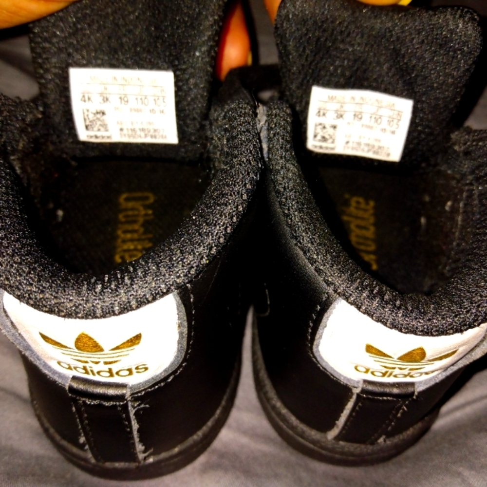 Barely Worn like New Black and White Adidas Pro Model Toddler 4c